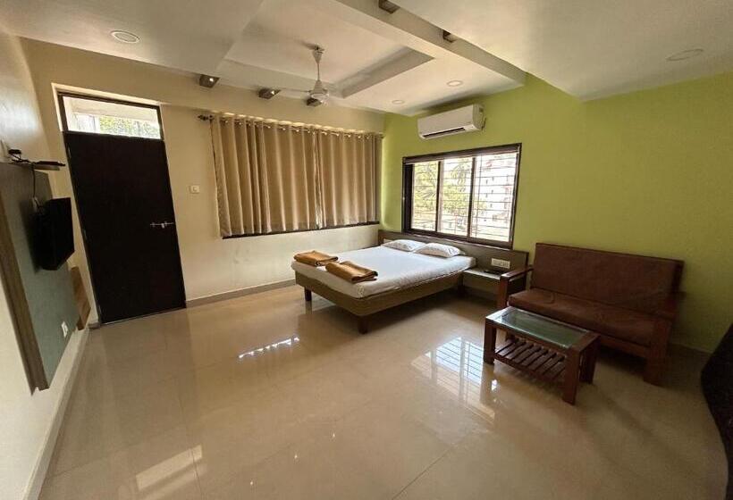 バルコニー付きデラックスルーム, Aaba S Gomantak