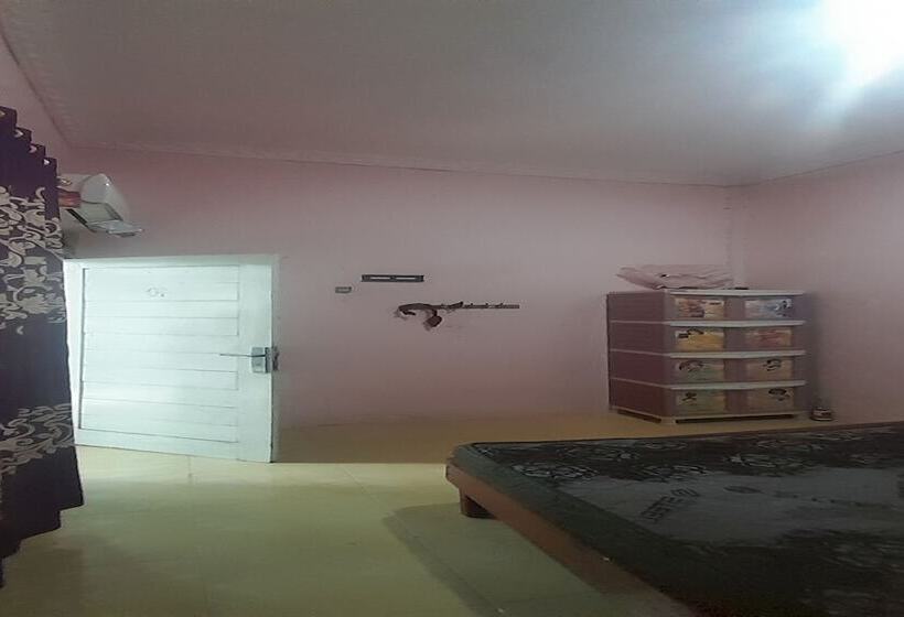 스탠다드 룸, Spot On 93851 Fermansio Homestay 1