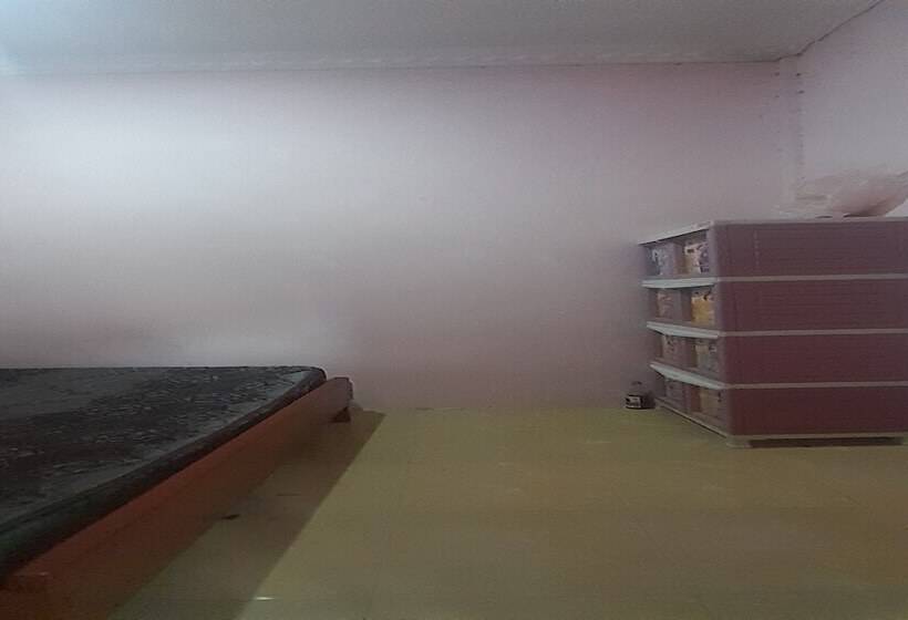 스탠다드 룸, Spot On 93851 Fermansio Homestay 1