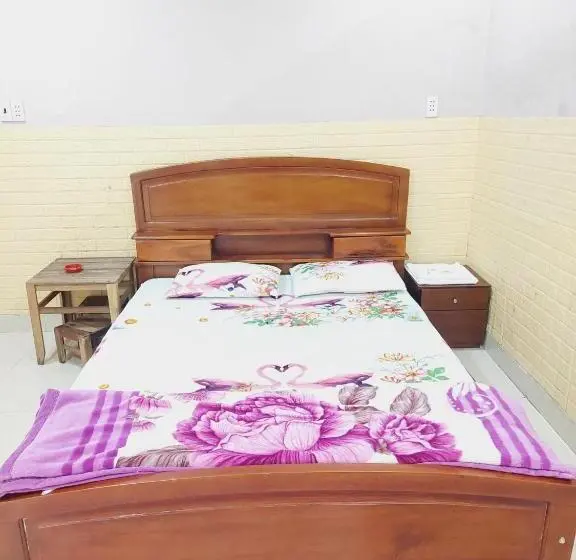 آپارتمان 1 خوابه, Nhà Nghỉ Hương Giang