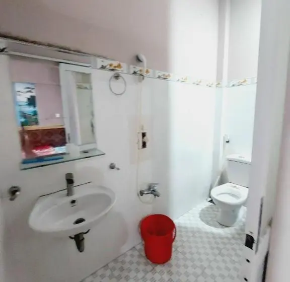 آپارتمان 1 خوابه, Nhà Nghỉ Hương Giang