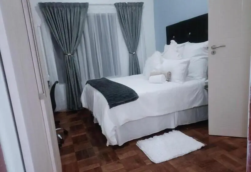 スタンダードルーム, Mathwala Guesthouse