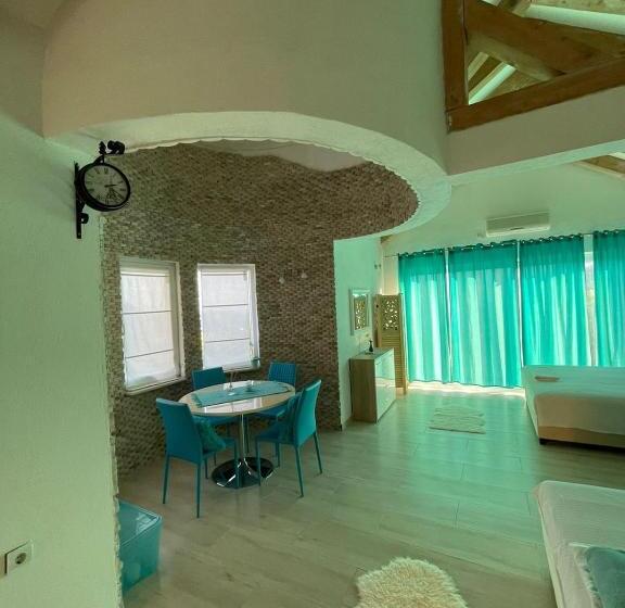 آپارتمان 1 خوابه با چشمانداز دریا, Yellow Villa With A Sea View