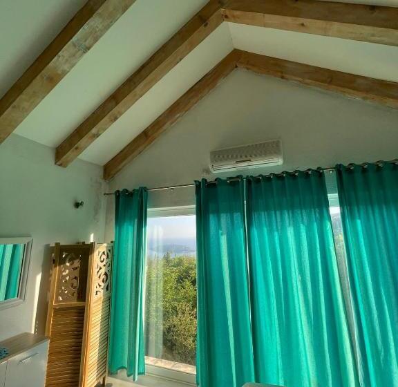 آپارتمان 1 خوابه با چشم‌انداز دریا, Yellow Villa With A Sea View