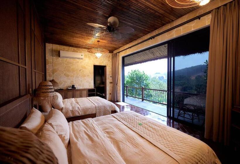 اتاق استاندارد چهارنفره با بالکن, Punna Ecolodge đại Lải