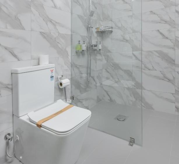 Quarto Deluxe, Ra Lanka
