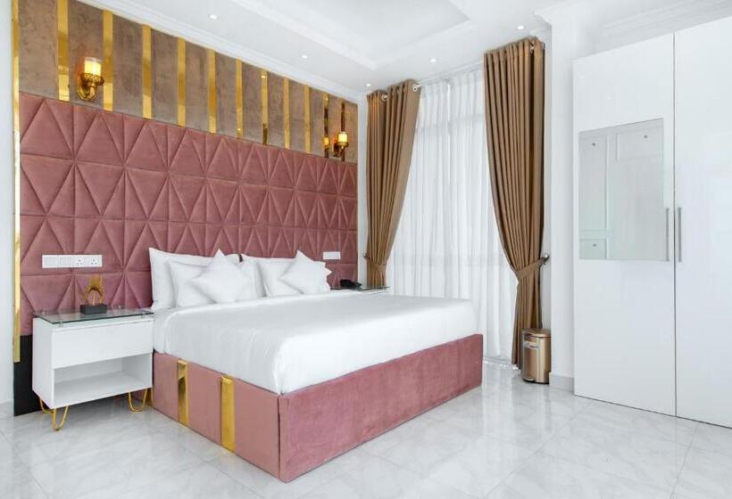 דירת חדר דלוקס, Ra Lanka