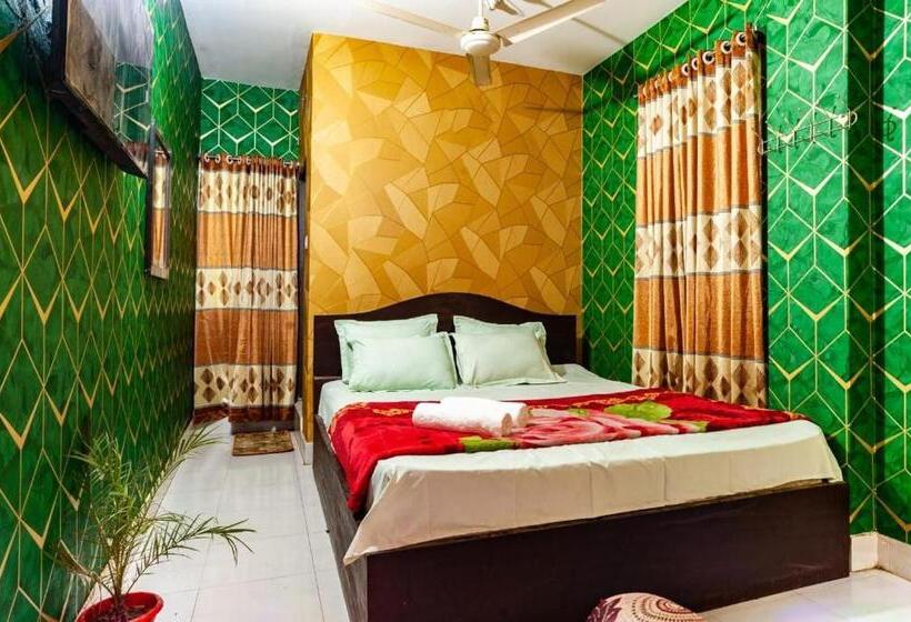 اتاق لوکس با چشم‌انداز, Shogondha Residential