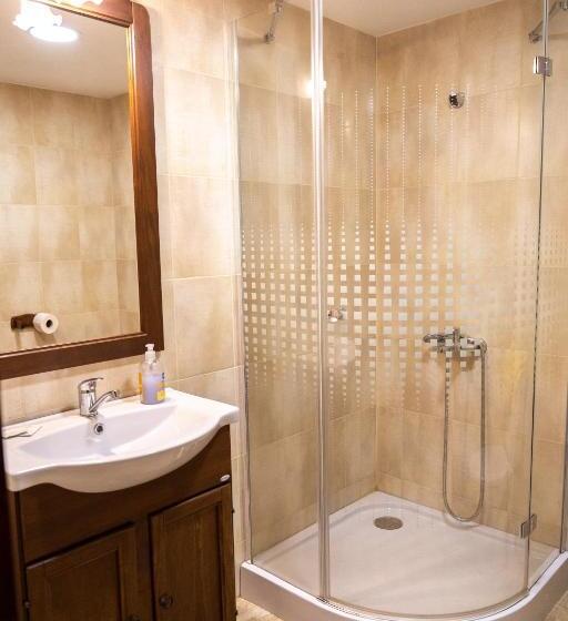 Номер Стандарт, Pensiunea Club Dioda