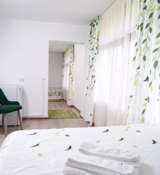 Семейный Номер, Pensiunea Club Dioda