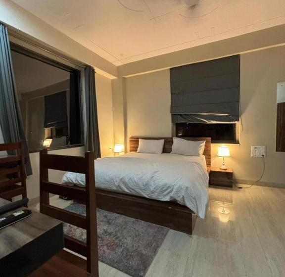 جناح عائلي, Ram Lee Grand Hotel & Restaurant