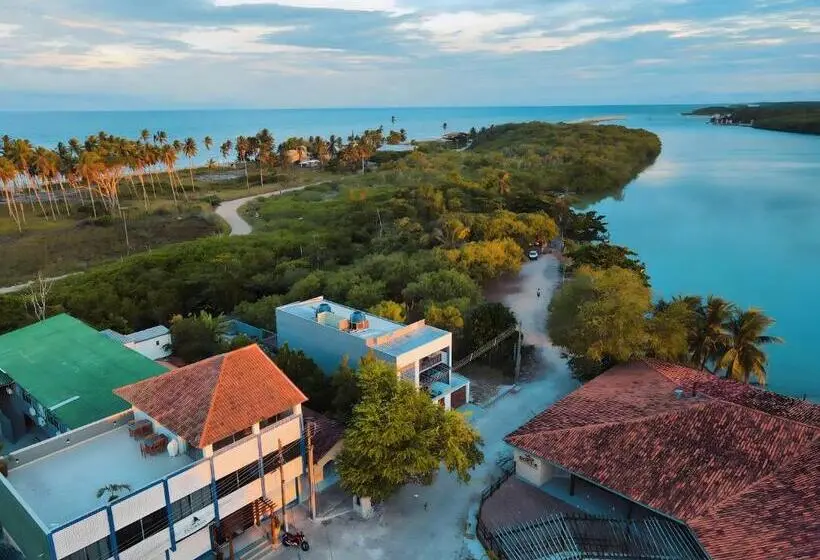 スタンダードトリプルルーム, Pousada Da Barra Prado Bahia