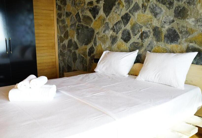 デラックススイート, Venek Viila Suit