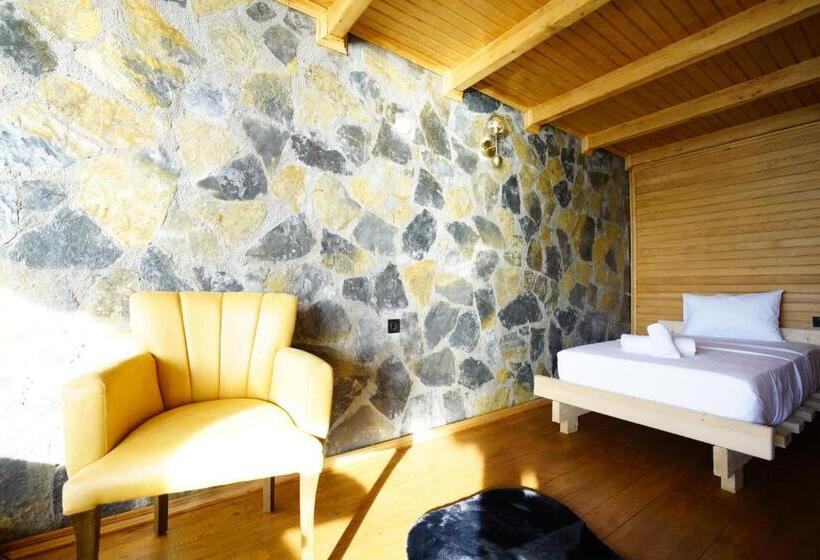 デラックススイート, Venek Viila Suit