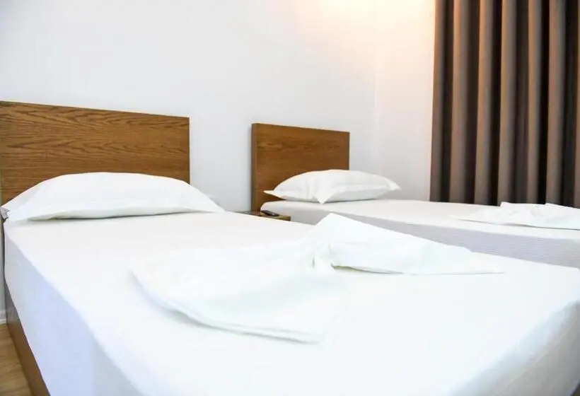 اتاق استاندارد, Guest House Cela City Centre
