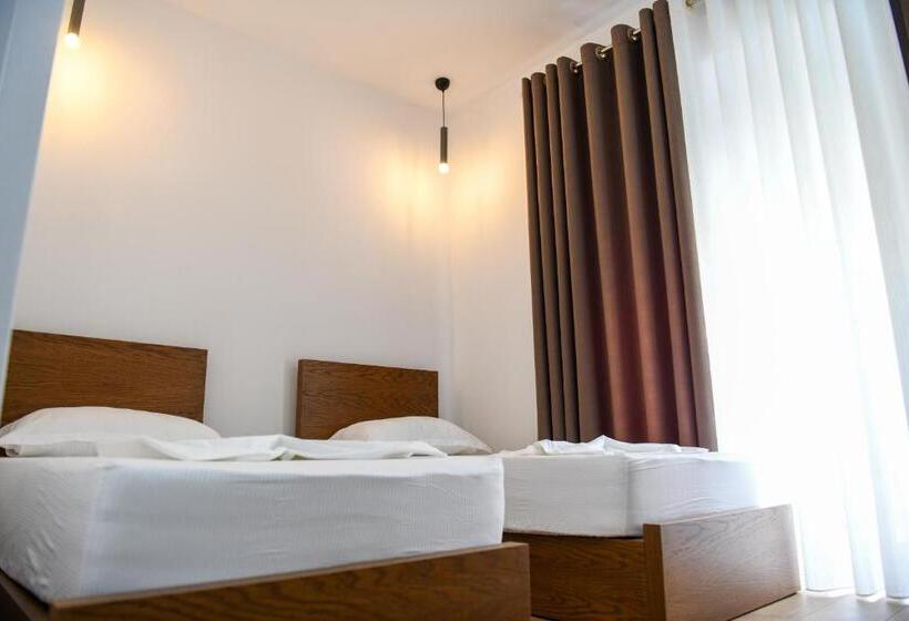 スタンダードトリプルルーム, Guest House Cela City Centre