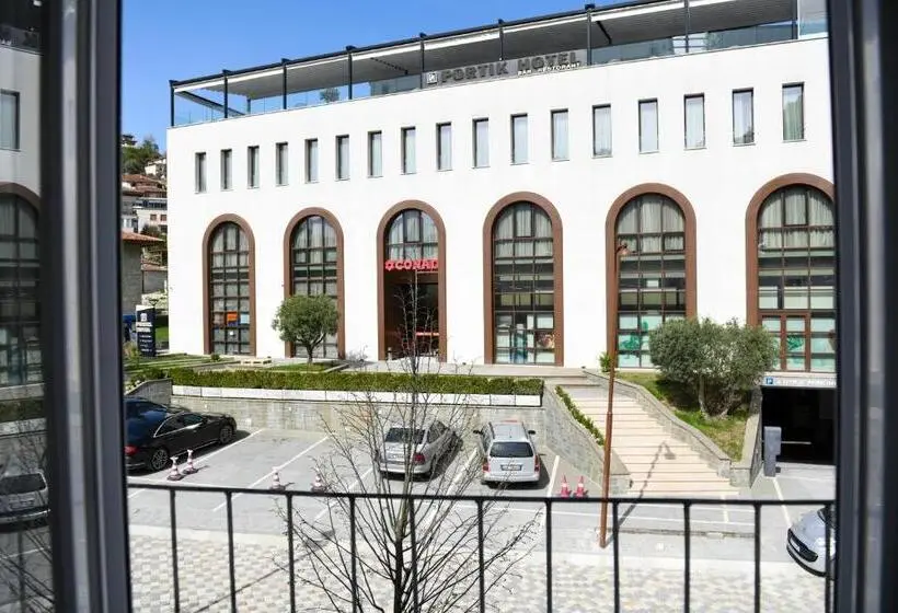 اتاق لوکس, Guest House Cela City Centre
