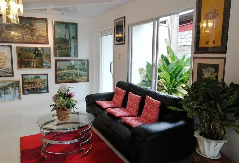 スタンダードルーム, Sillero Painting Gallery And Hostel