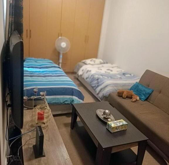 اتاق استاندارد, 7 On School   Cozy Guesthouse 15 Min Drive From Airport And Close To Major Highways