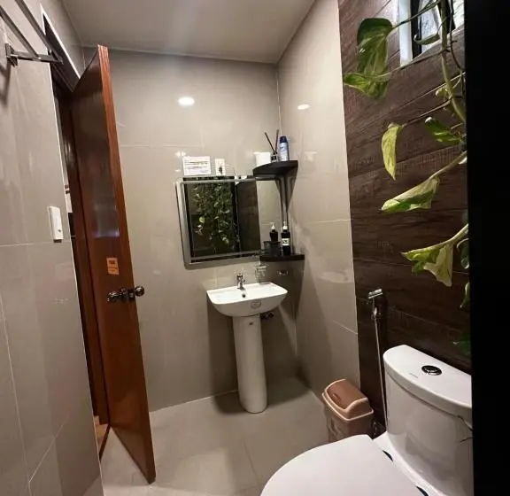 Perhehuone, Driftwood Village Resort