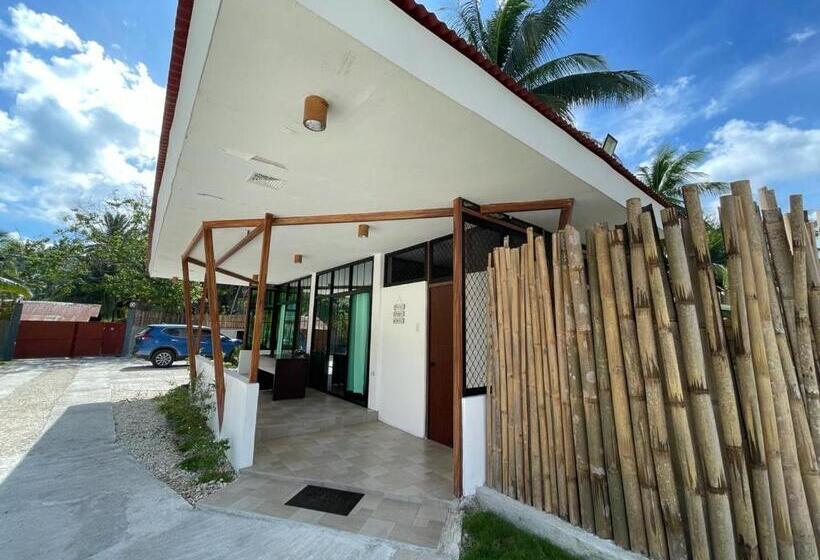 Номер Deluxe, Fins Pacific Coray Bay By Hiverooms