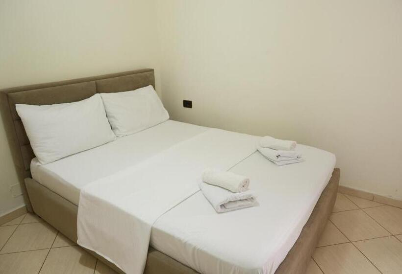 חדר סטנדרט, Gusto