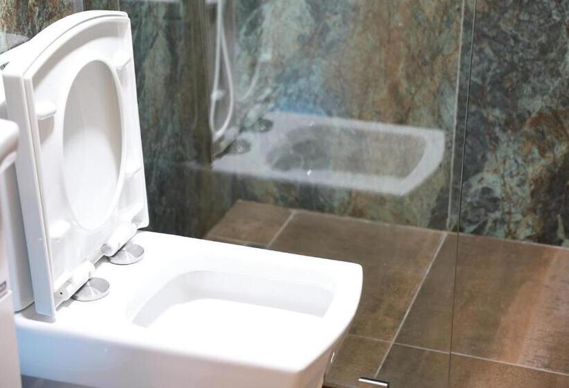 חדר סטנדרט, Gusto