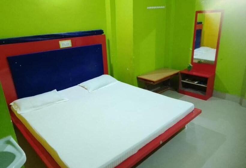 اتاق استاندارد سه نفره, Sun Plaza Near Konark Sun Temple  Couple Friendly Best Choice Of Travellers