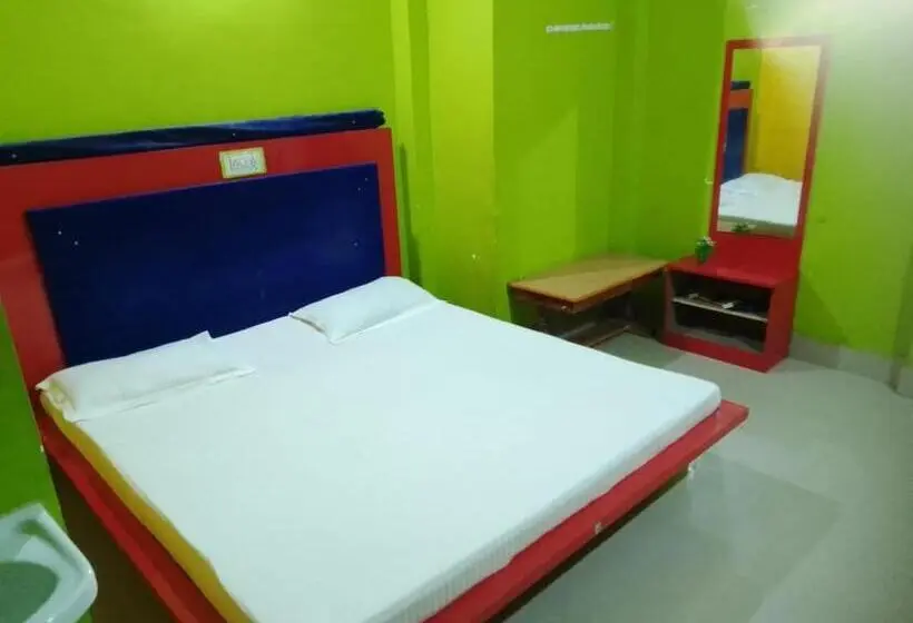Standard Kolmen Hengen Huone, Sun Plaza Near Konark Sun Temple  Couple Friendly Best Choice Of Travellers