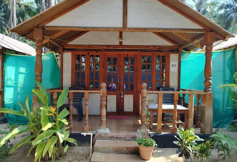 חדר משפחתי, Tides By Tb