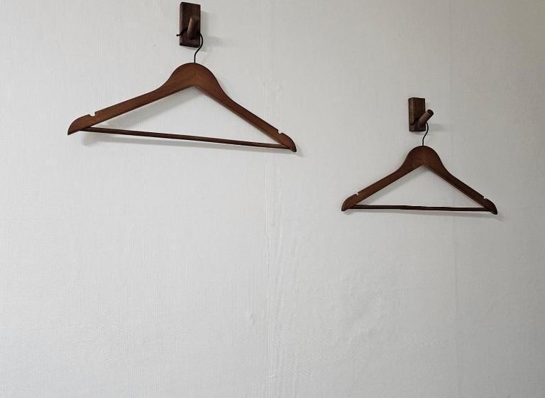 Cameră Standard, Anjin2ne