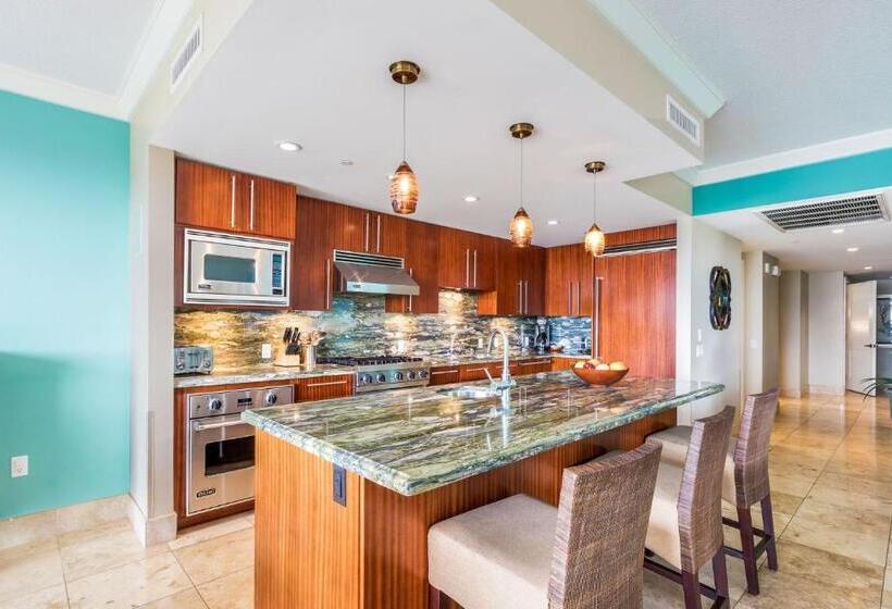 Люкс 3 Спальни, Honua Kai Resort And Spa By Maui Resort Rentals