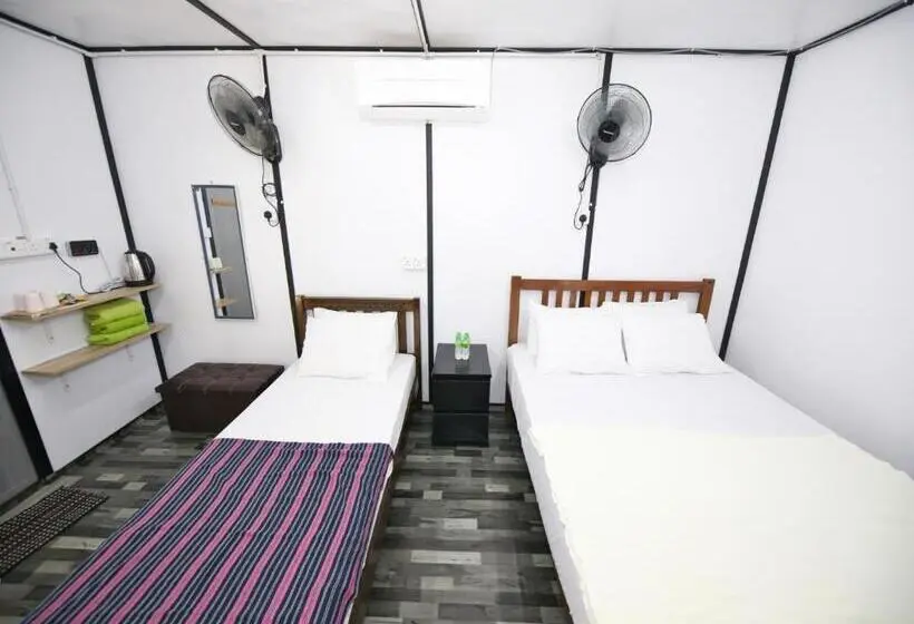 スーペリアースイート, Oyo 90960 Rajawali D Cabin Chalet Roomstay