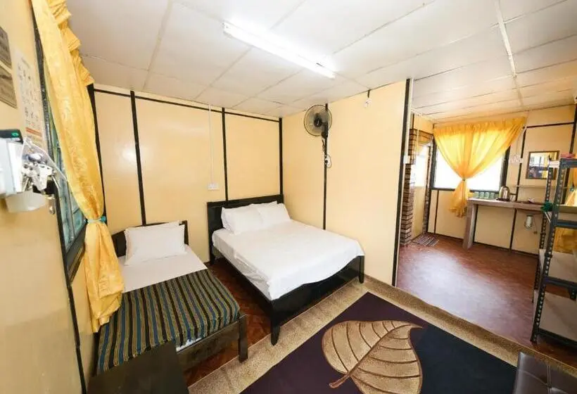 スイート(家族用), Oyo 90960 Rajawali D Cabin Chalet Roomstay