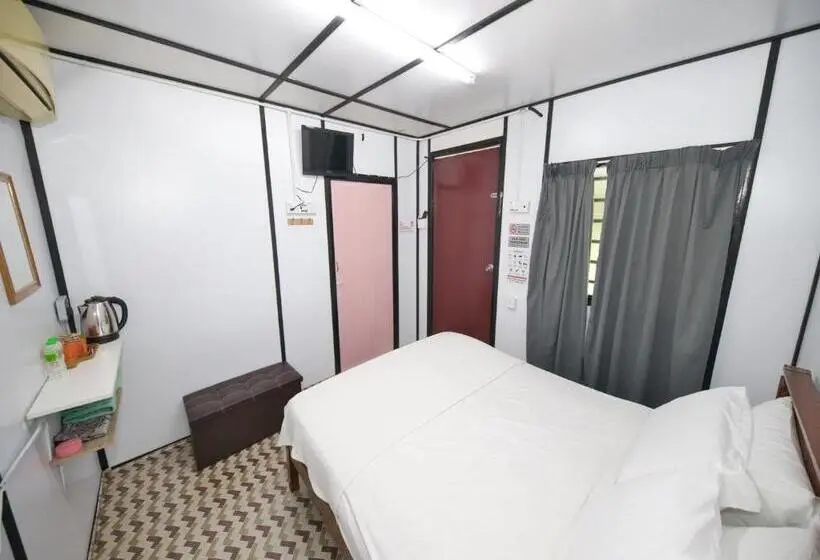 デラックスルーム, Oyo 90960 Rajawali D Cabin Chalet Roomstay