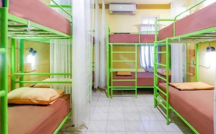 エコノミーシングルルーム, Oyo 93860 Wonosobo Bunkbed