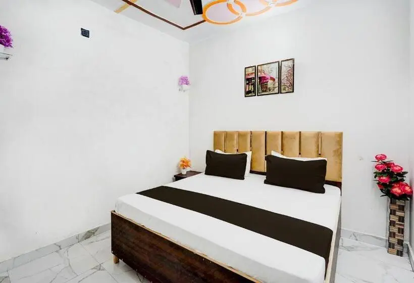 トリプルクラシックルーム, Oyo Jannat Residency
