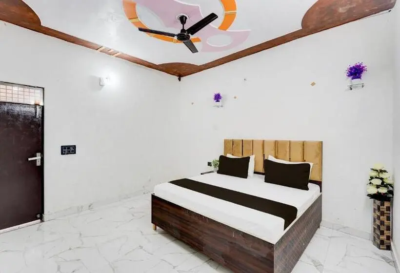 トリプルクラシックルーム, Oyo Jannat Residency