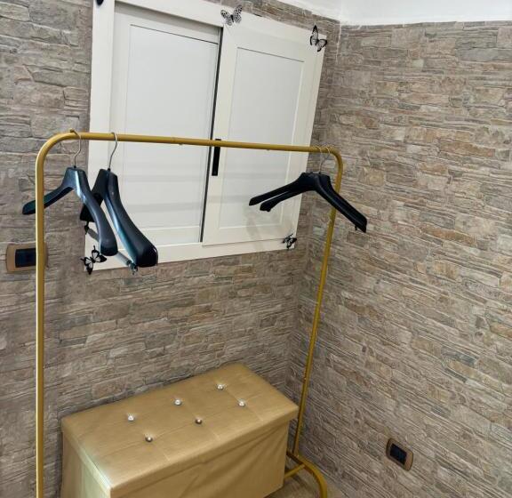 اتاق استاندارد با تخت بزرگ, B&b La Storia