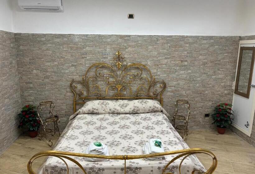 اتاق استاندارد با تخت بزرگ برای معلولان, B&b La Storia