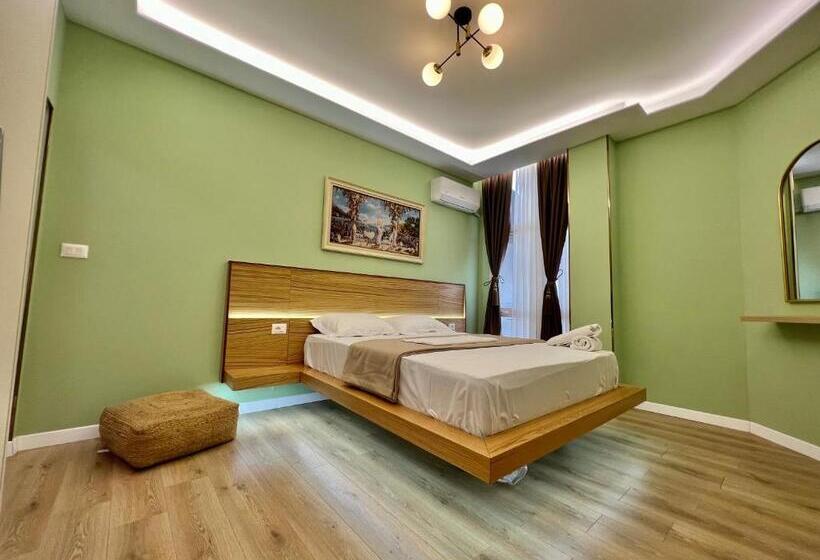 غرفة قياسية سرير كينج, Spiranca Luxury Suites