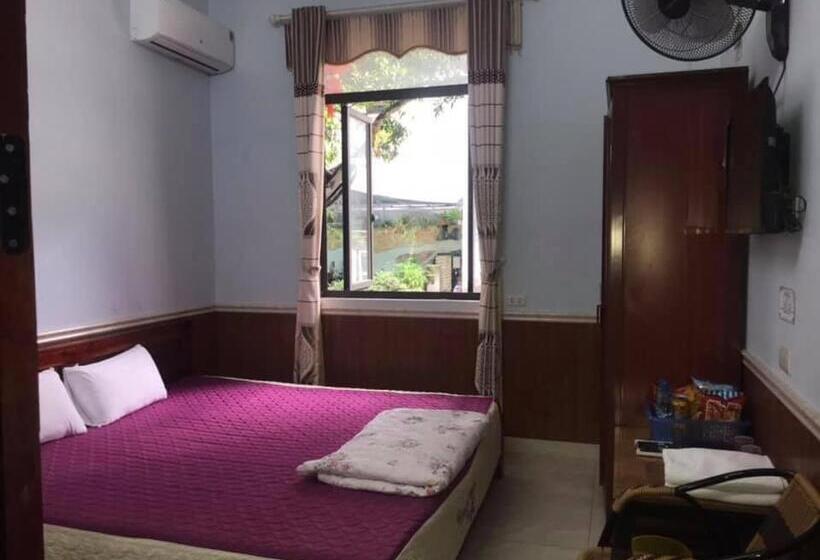 اتاق لوکس, Nhà Nghỉ Việt Hùng