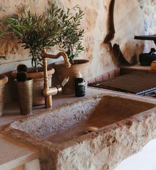 标准间, Milenyum Travel