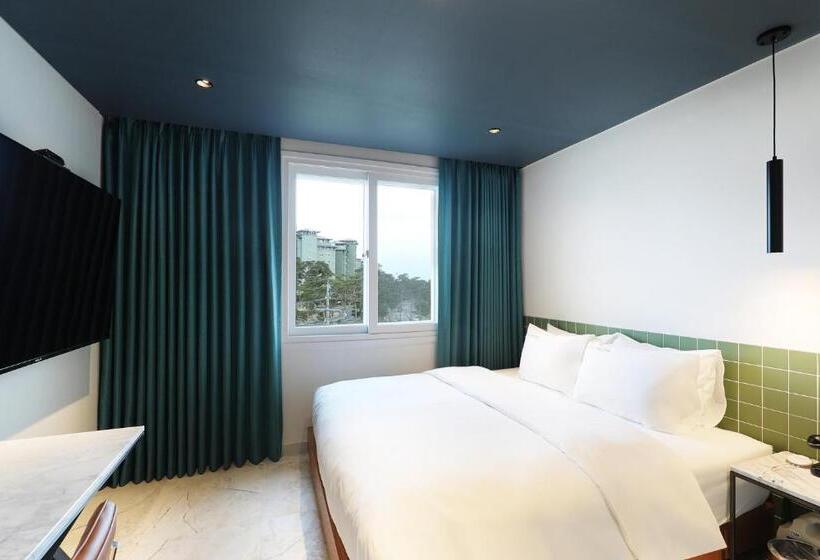 キングサイズベッドのデラックスルーム, The One