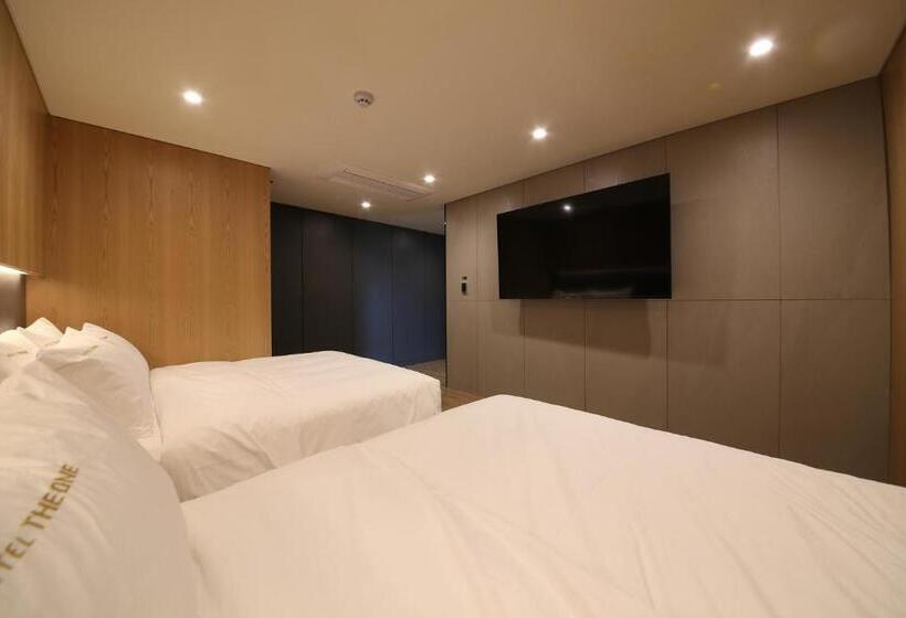 スーペリアファミリールーム, The One