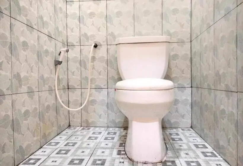 スタンダードルーム, Wisma Mutiara Near Alun Alun Demak Mitra Reddoorz