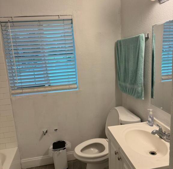 חדר בסיסי, Villa By Eco Shared