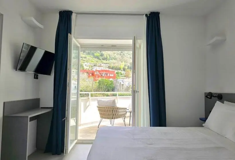 اتاق استاندارد, A&a Rooms