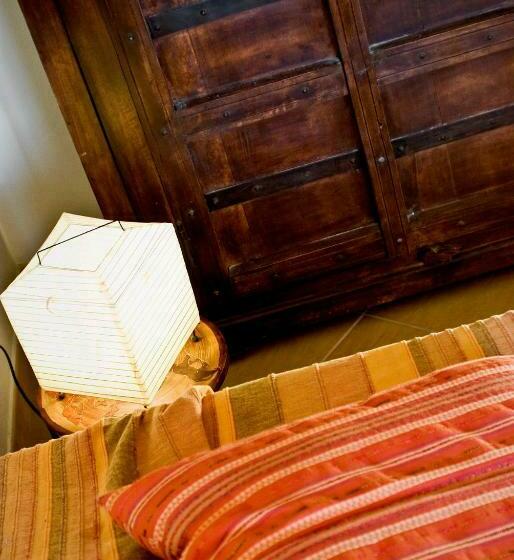 Standaardkamer met Gedeelde Badkamer, B&b Agliarvali