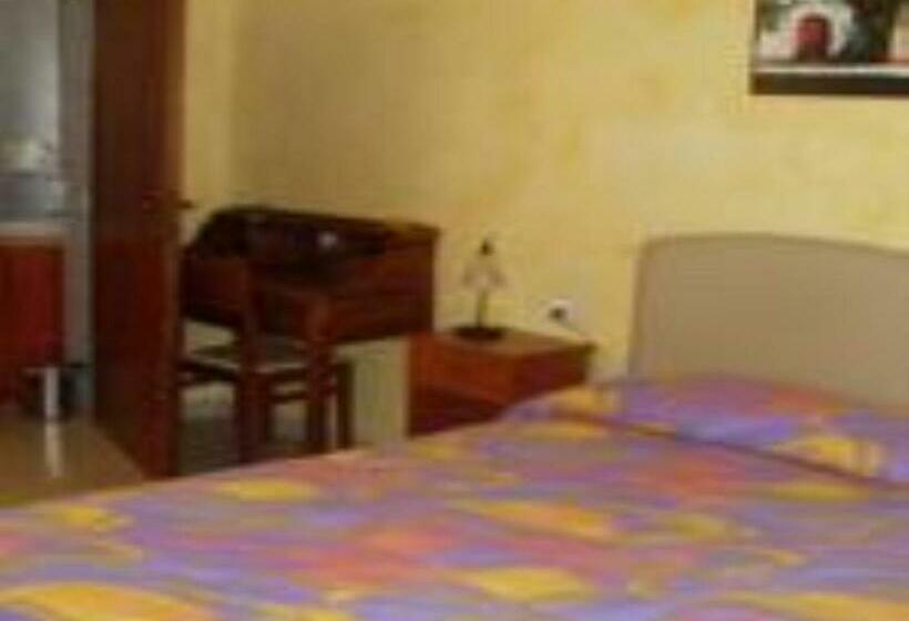 标准间, B&b Frammenti D Itria